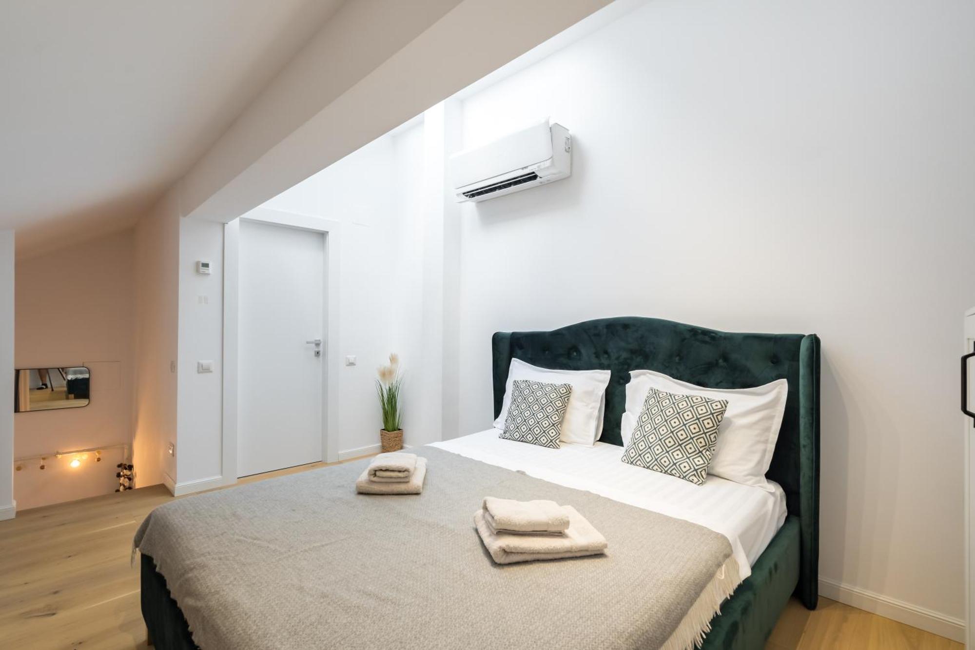 דירה Luxury Lofts By Carmen Sylva *